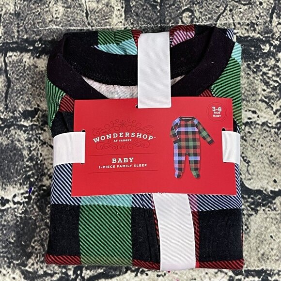 Wondershop Other - Wondershop Baby 3-6 Months 1 Piece Zip Family Sleep Black Red Green Plaid